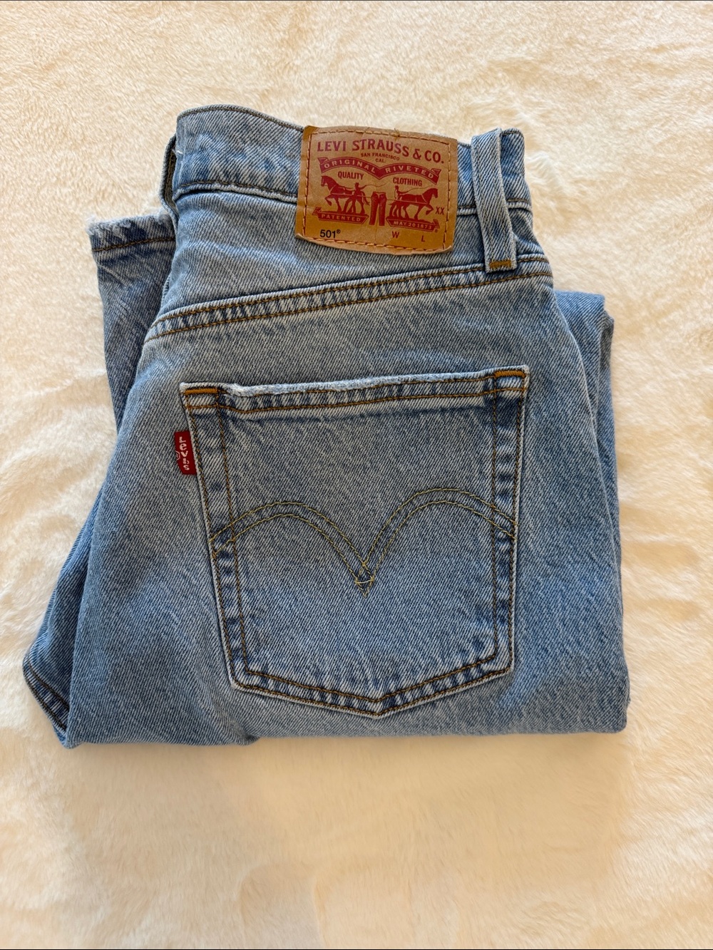 Levi's 501® Original Women’s Light Blue Straight Jeans size 27x28